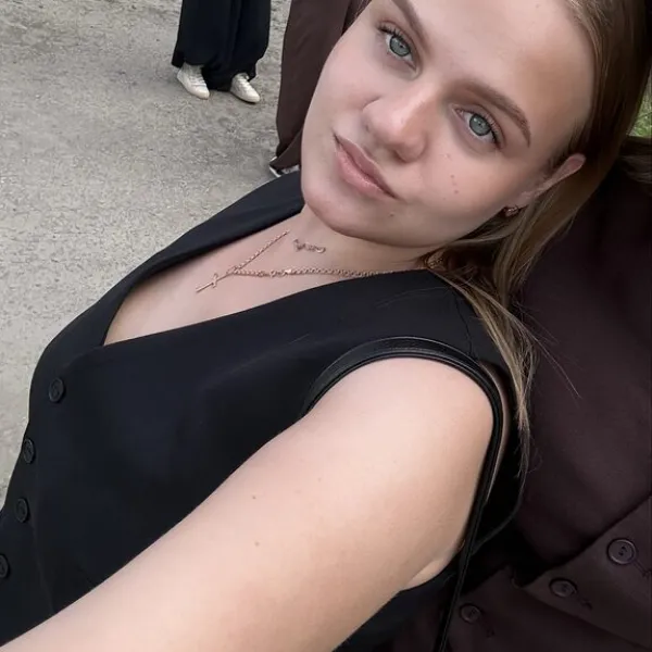 Алина
